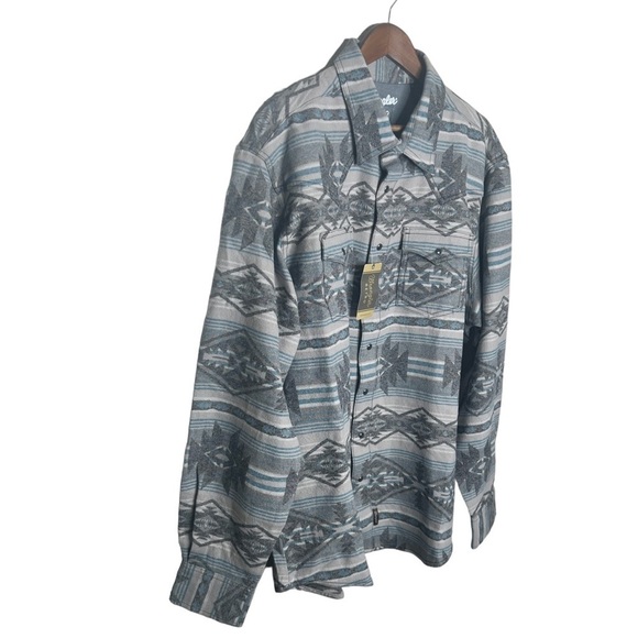 WRANGLER MEN'S RETRO PREMIUM DARK SHADOW JACQUARD FLANNEL - Picture 6 of 15